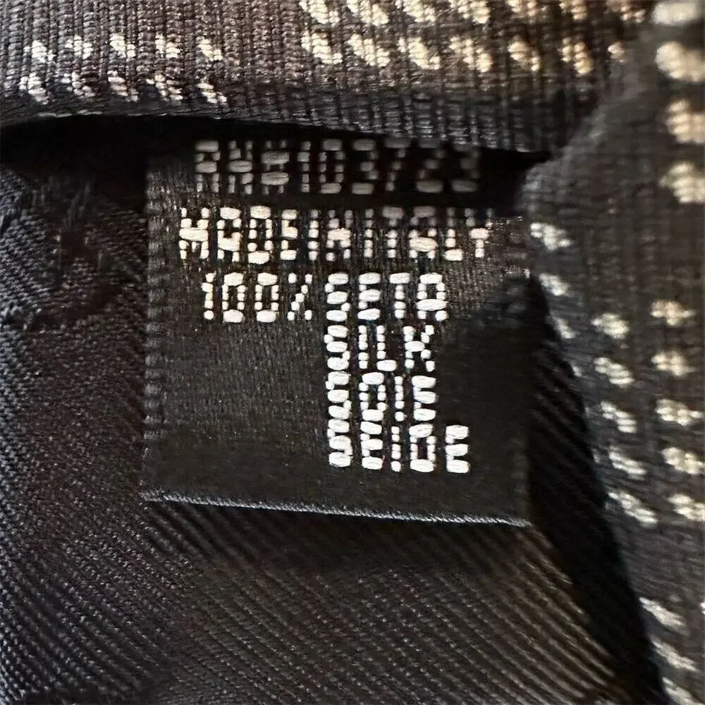 Giorgio‎ Armani Vintage Men's black Silver Geometric Silk Tie Made in Italy - Picture 8 of 15